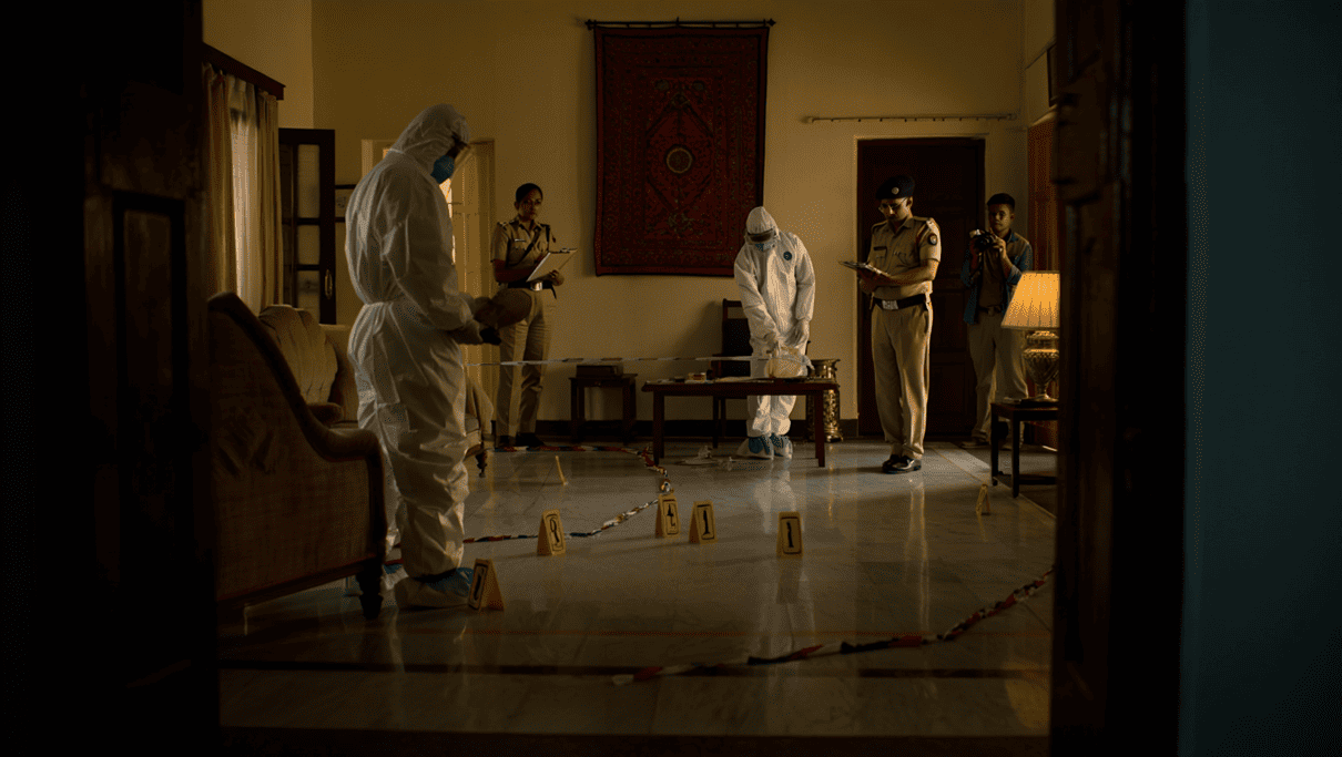 Ek kamre ka artistic depiction jahan crime scene dikhaya gaya hai, lekin graphic details ke bajaye tension aur mystery par focus hai. Ek kamre ka artistic depiction jahan crime scene dikhaya gaya hai, lekin graphic details ke bajaye tension aur mystery par focus hai.